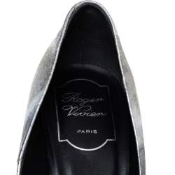 Pre Owned Roger Vivier Silver Foil Leather Flower Strass Crystal Embellished Pointed Toe Pumps Size 37
