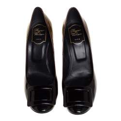 Roger Vivier Metallic Multicolor Patent Leather Trompette Pumps Size 38.5
