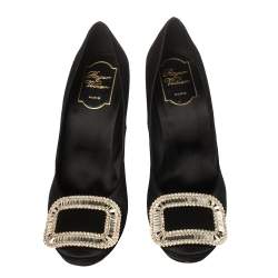 Pre Owned Roger Vivier Black Satin Limelight Buckle Pumps Size 37.5