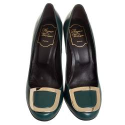 Pre Owned Roger Vivier Green Leather Ecusson Pumps Size 38