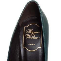 Pre Owned Roger Vivier Green Leather Ecusson Pumps Size 38