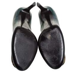 Pre Owned Roger Vivier Green Leather Ecusson Pumps Size 38