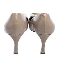 Pre Owned Roger Vivier Taupe Leather Trompette Embellished Pumps Size 38