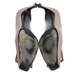 Pre Owned Roger Vivier Taupe Leather Trompette Embellished Pumps Size 38