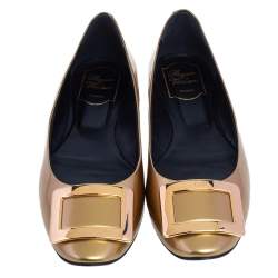 Pre Owned Roger Vivier Gold Patent Leather Trompette Ballet Flats Size 40