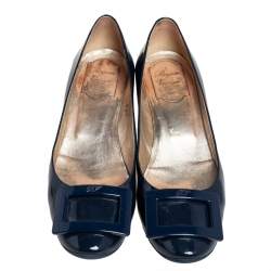 Pre Owned Roger Vivier Blue Patent Leather Buckle Block Heel Pumps Size 37.5