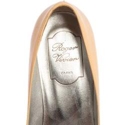 Pre Owned Roger Vivier Tri Color Patent Leather Buckle Pumps Size 38.5