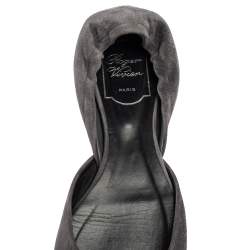Pre Owned Roger Vivier Grey Suede Chips Prism D'Orsay Flats Size 40
