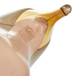 Pre Owned Roger Vivier Grey/Yellow Patent Leather Trompette Pumps Size 37.5