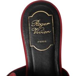 Roger Vivier Red Satin Crystal Embellished Flat Sandals Size 40