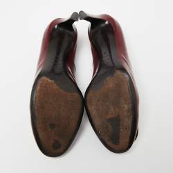 Pre Owned Roger Vivier Burgundy Patent Leather Buckle Round-Toe Pumps Size 38