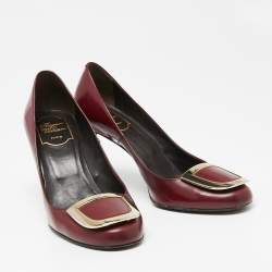 Pre Owned Roger Vivier Burgundy Patent Leather Buckle Round-Toe Pumps Size 38