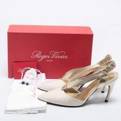 Pre Owned Roger Vivier Cream/Gold Leather V Type Pointed Toe Slingback Pumps Size 40