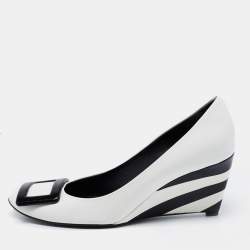 Roger Vivier White Patent Leather Trompette Pumps Size 38