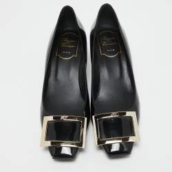 Pre Owned Roger Vivier Black Patent Leather Belle Pumps Size 36.5