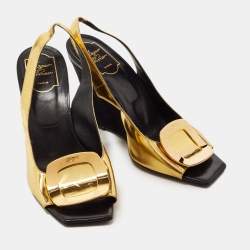 Pre Owned Roger Vivier Gold Leather Buckle Wedge Slingback Sandals Size 39.5