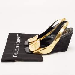 Pre Owned Roger Vivier Gold Leather Buckle Wedge Slingback Sandals Size 39.5