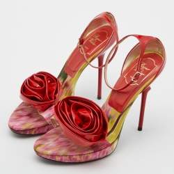 Pre Owned Roger Vivier Red/Pink Satin and Patent Leather Flower Detail Ankle Strap Sandals Size 39