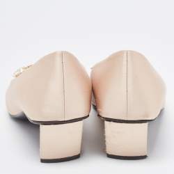 Pre Owned Roger Vivier Beige Satin Crystal Embellished Pointed Toe Pumps Size 37.5