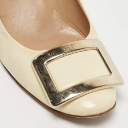 Roger Vivier Cream Patent Leather Trompette Pumps Size 37.5