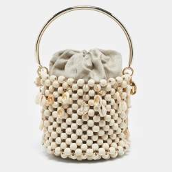 مملوكة مسبقًا حقيبة بوشيت روسانتيكا مزينة بقوقعة خشبية خرزية بلون البيج