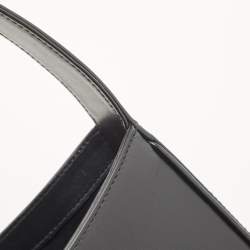 Pre Owned Saint Laurent Black Leather LE 5 À 7 Shoulder Bag