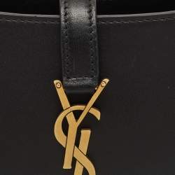 Pre Owned Saint Laurent Black Leather LE 5 À 7 Shoulder Bag