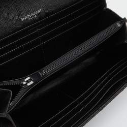 مملوكة مسبقًا Saint Laurent Black Matelassé Leather Cassandre Continental Wallet