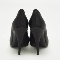 مملوكة مسبقًا Saint Laurent Franky Size 38.5 Black Satin Peep Toe Pumps