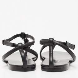 مملوكة مسبقًا Saint Laurent Black Leather Logo T-Strap Flat Thong Sandals Size 36.5