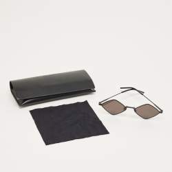 Pre Owned Saint Laurent Black SL302 Lisa Diamond Sunglasses