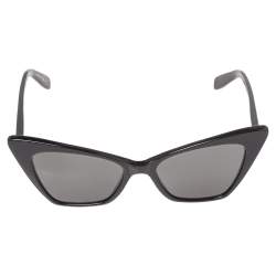 مملوكة مسبقًا Saint Laurent Black/ Grey Victoire Cat-Eye Sunglasses
