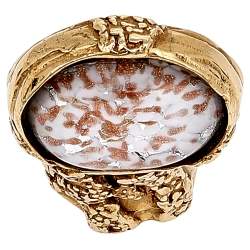 مملوكة مسبقًا خاتم سان لوران آرتي ذهبي بكابوشون زجاج أبيض مقاس 52