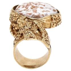 مملوكة مسبقًا خاتم سان لوران آرتي ذهبي بكابوشون زجاج أبيض مقاس 52