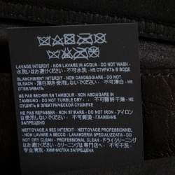 مملوكة مسبقًا تنورة سان لوران جلد أسود مزينة رباط بشراشيب قصيرة مقاس صغير (سمول)