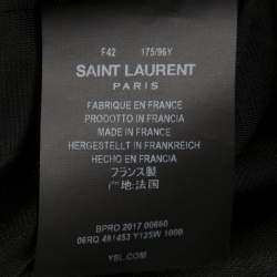 مملوكة مسبقًا فستان سان لوران ساتان وكريب أسود مزين مكشكش مقاس كبير (لارج)