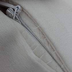 مملوكة مسبقًا فستان سان لوران ماكسي حرير كريب كريمي بدون حمالات طول غير متماثل مقاس صغير 