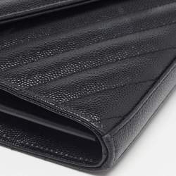 مملوكة مسبقًا Saint Laurent Black Matelassé Leather Monogram Envelope Wallet on Chain