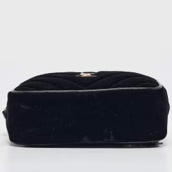 Pre Owned Saint Laurent Black Matelasse Velvet Lou Belt Bag