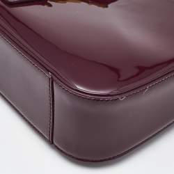 مملوكة مسبقًا Saint Laurent Burgundy Patent Leather LE 5 À 7 Shoulder Bag