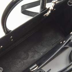 مملوكة مسبقًا حقيبة يد توتس سان لوران نانو كلاسيك ساك دو جور جلد نقشة التمساح أسود