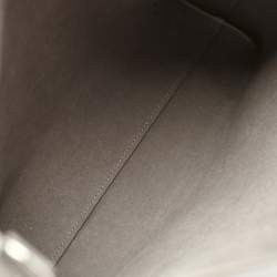 مملوكة مسبقًا Saint Laurent Grey Leather Toy Shopper Tote