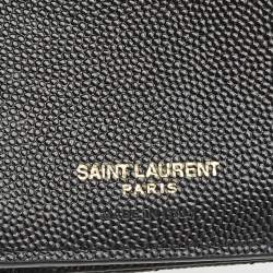 مملوكة مسبقًا محفظة تري فولد سان لوران باريس كاساندرا جلد مبطن سوداء