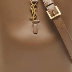 Pre Owned Saint Laurent Brown Leather Le 37 Bucket Bag