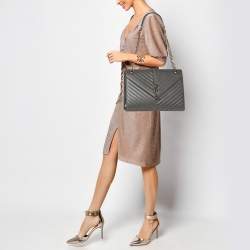 Pre Owned Saint Laurent Grey Matelasse Leather Large Monogram Envelope Shoulder Bag