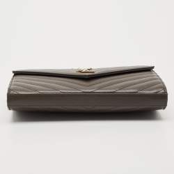 Pre Owned Saint Laurent Olive Green Matelassé Leather Cassandre Wallet on Chain