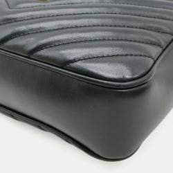 Pre Owned Saint Laurent Paris Ysl V-Stitched Quilted Leather Shoulder Bag In Black