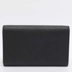 مملوكة مسبقًا محفظة بسلسلة سان لوران أبتاون جلد أسود