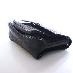 Pre Owned حقيبة نِكِي سان لوران متوسطة من جلد العجل