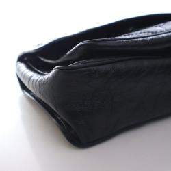 Pre Owned حقيبة نِكِي سان لوران متوسطة من جلد العجل